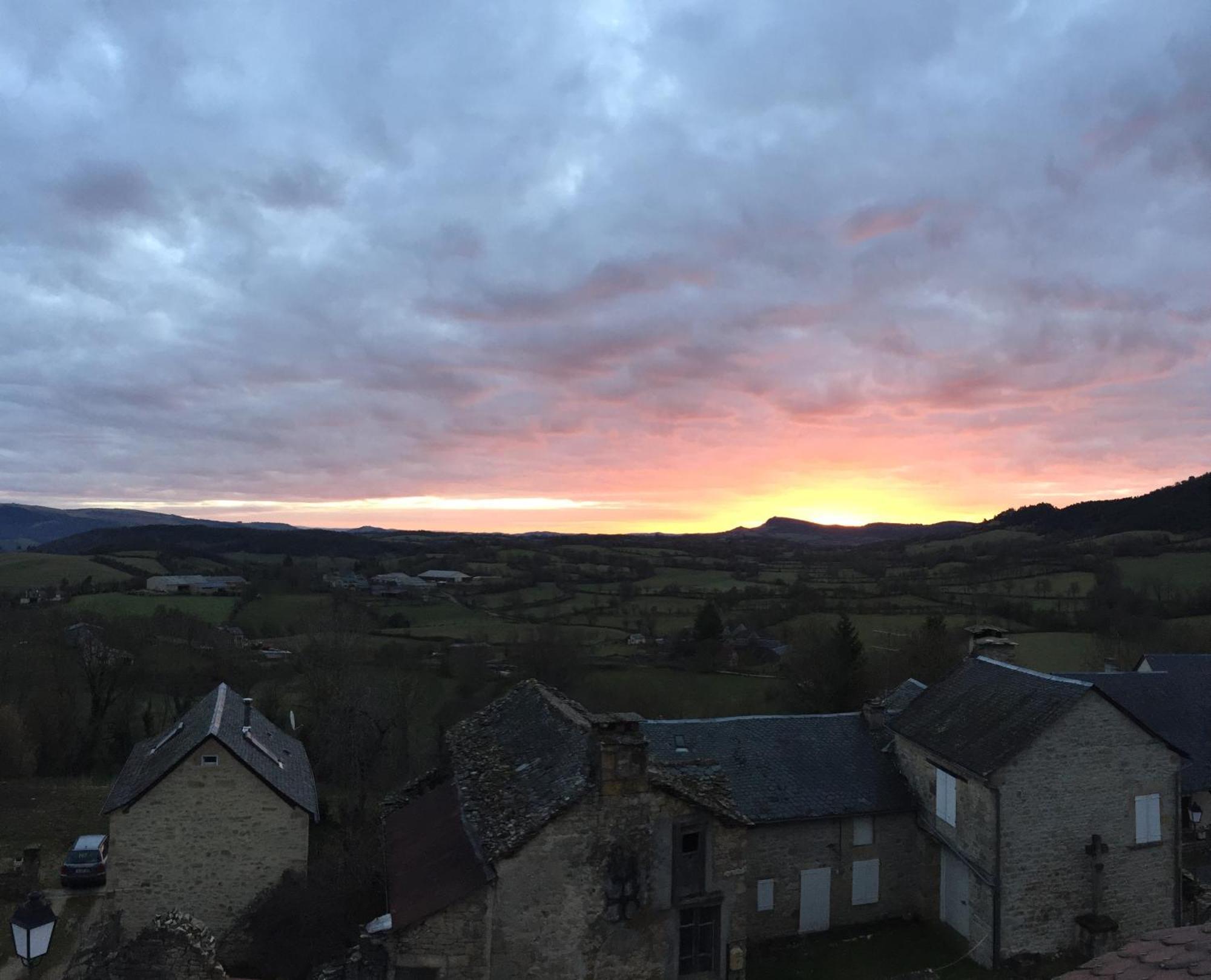 Villa L'Echappee Belle, Vue Panoramique Sur La Campagne Saint-Saturnin-de-Lenne Esterno foto